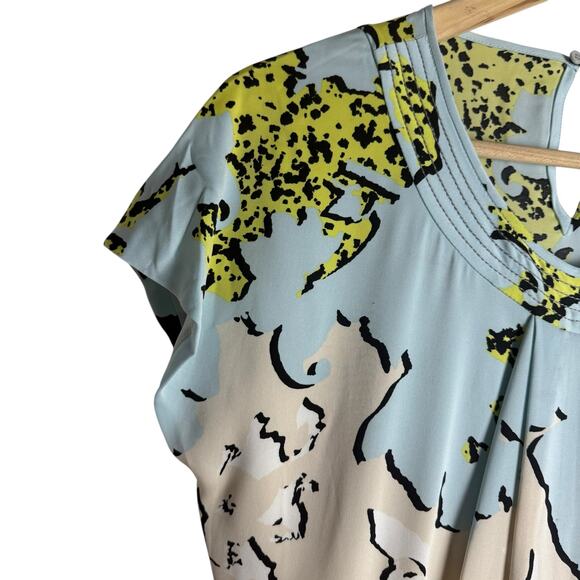 Diane von Furstenberg Silk Abstract Print Short Sleeve Sheath Mini Dress Size 0 - Picture 4 of 11
